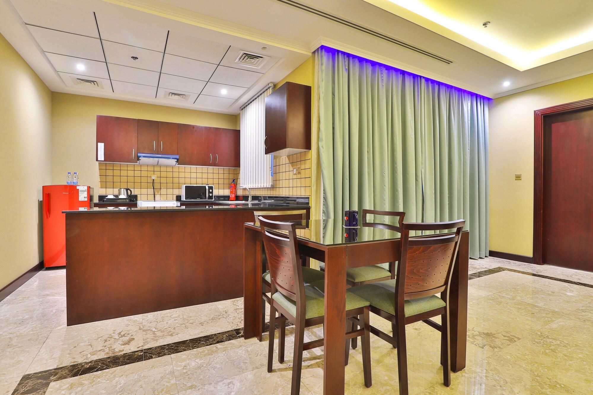 Telal Hotel Apartments Дубай Экстерьер фото