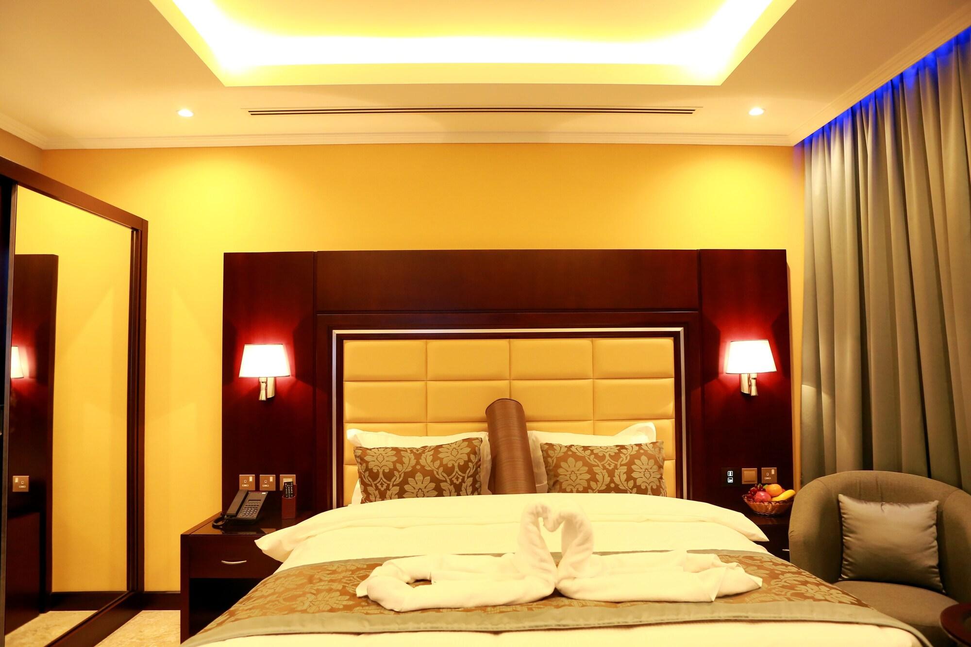 Telal Hotel Apartments Дубай Экстерьер фото