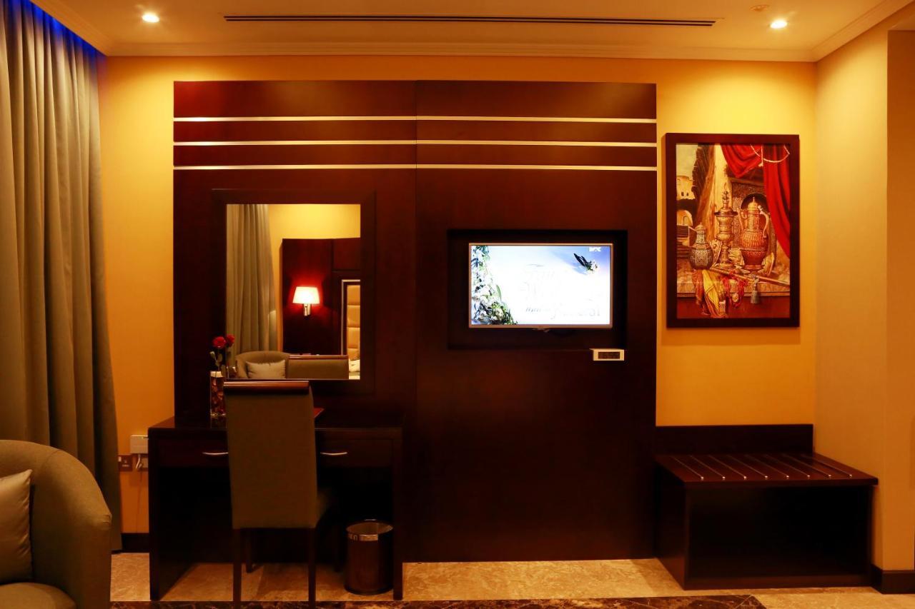 Telal Hotel Apartments Дубай Экстерьер фото