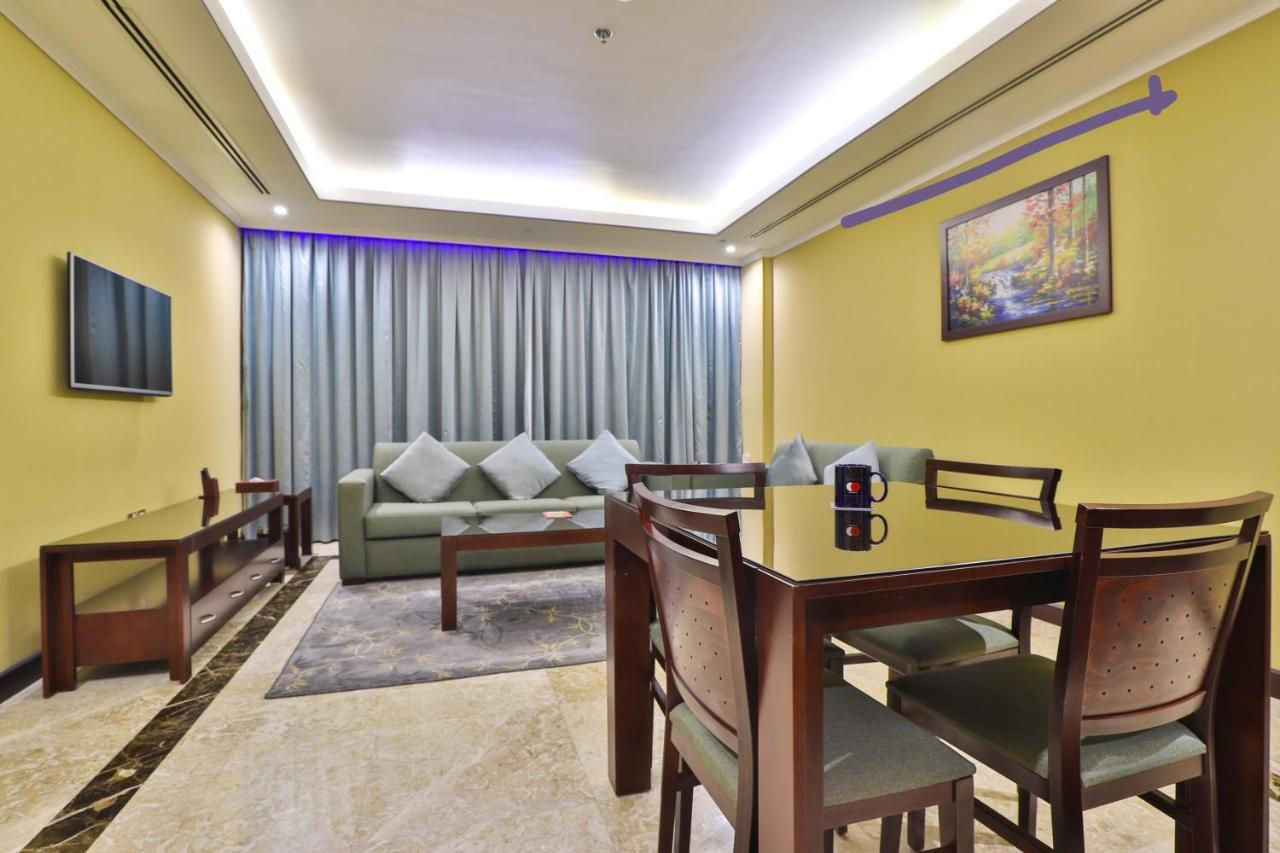 Telal Hotel Apartments Дубай Экстерьер фото